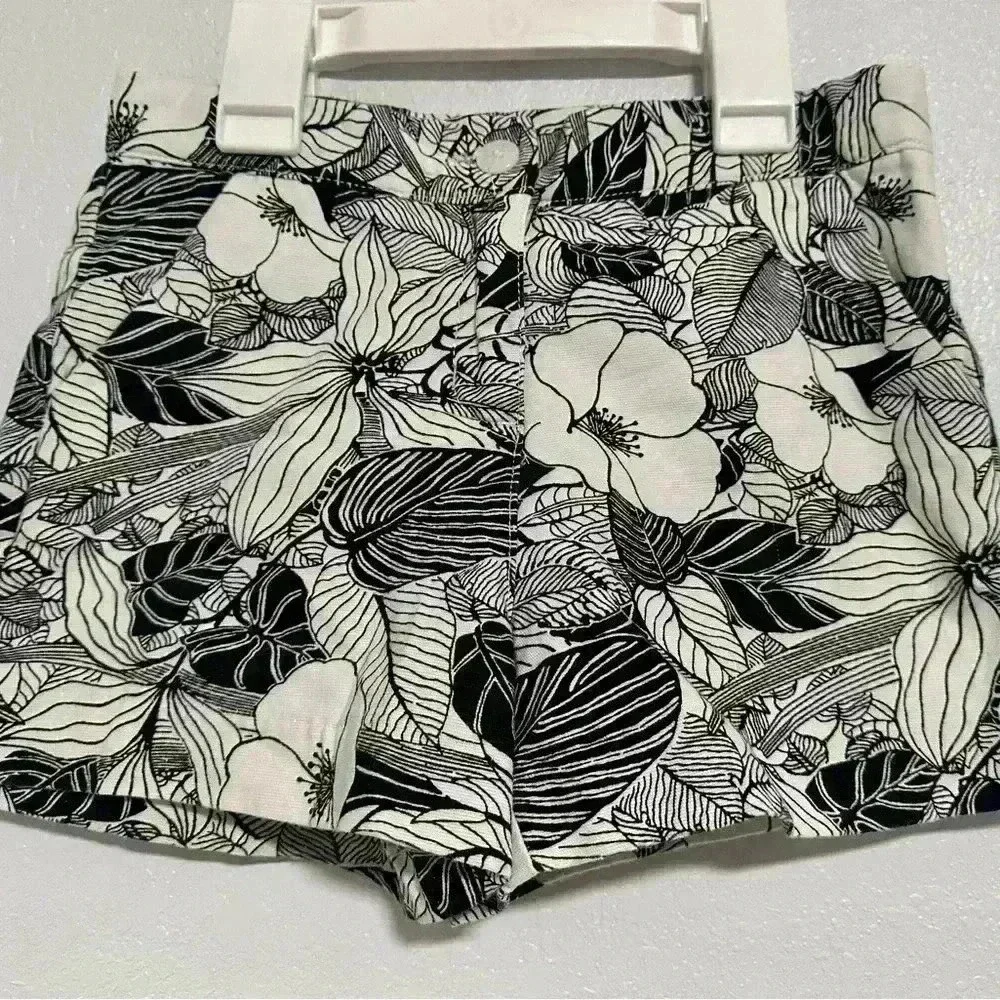 Janie and Jack Kids Girls Floral Print Shorts Size 7 Black White Cotton